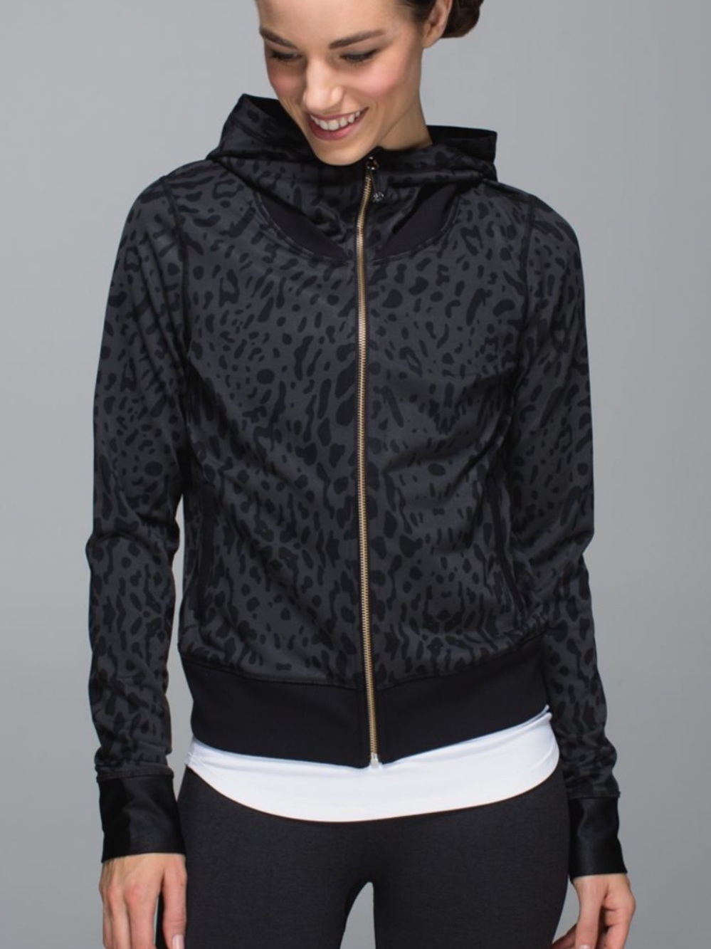 Lululemon Namaskar Hoodie Animal Swirl Deep Coal Black SZ 6 Zip-Up Hoodie/Pants